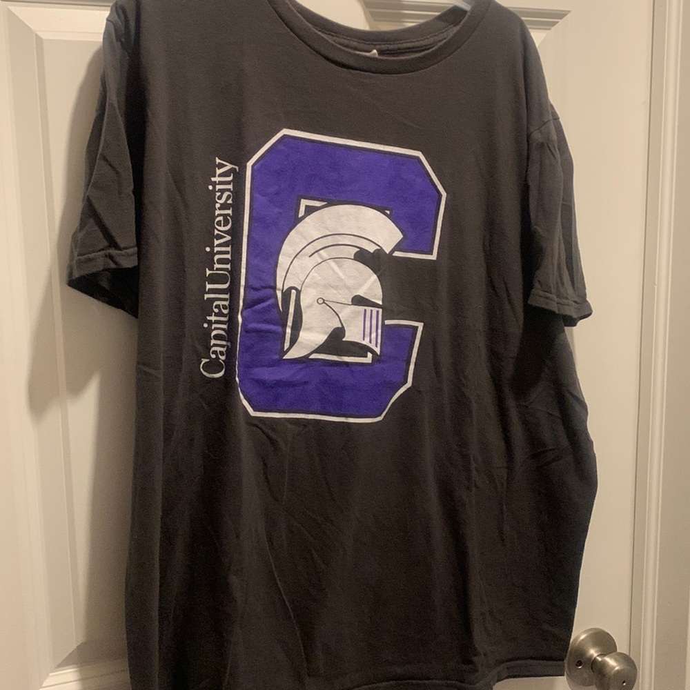 Anvil Capital University Shirt Size Large
